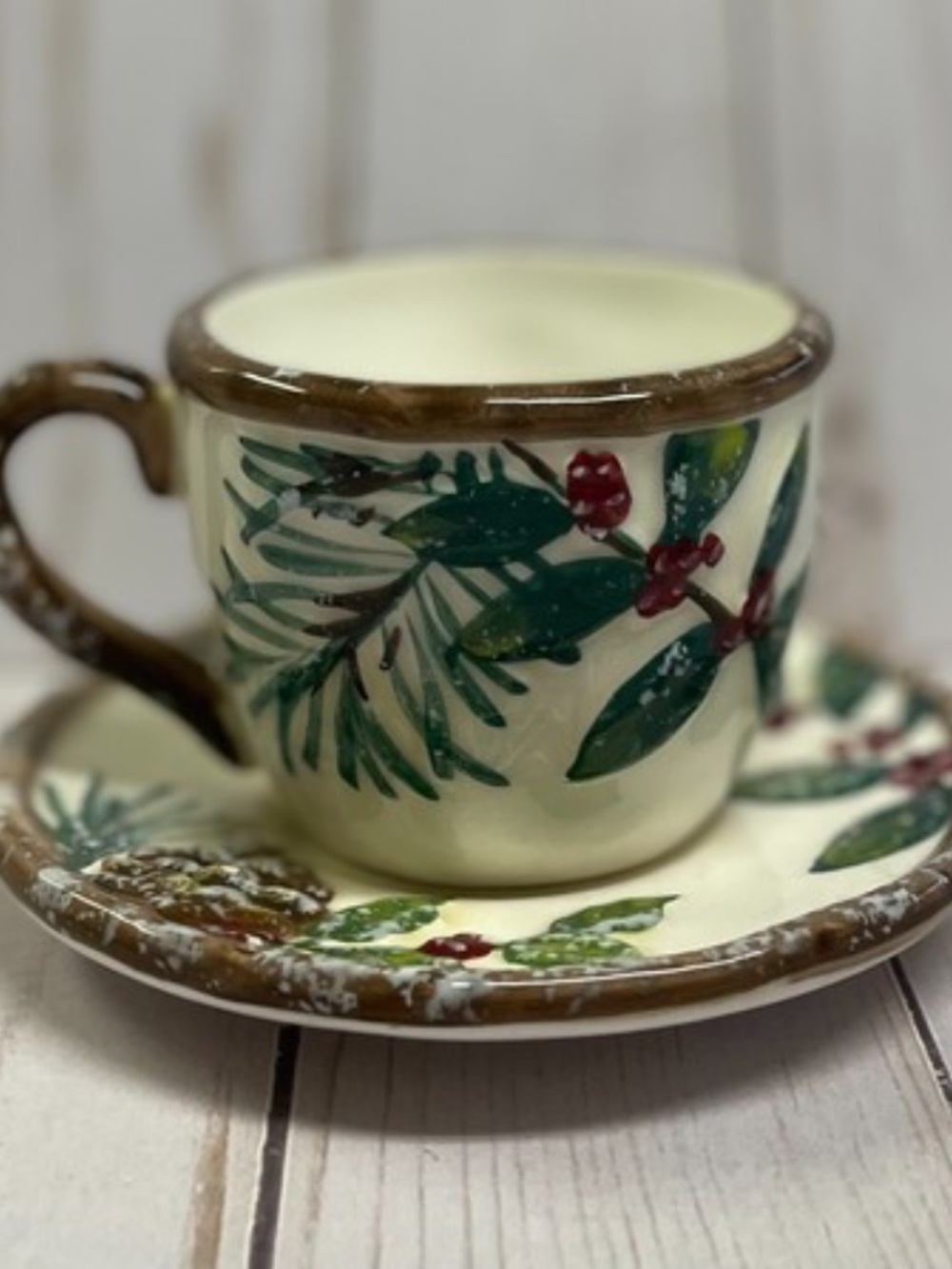 Yankee Candle Teacup Christmas Greenery Winter Wood Nature Tea Light Holder NEW